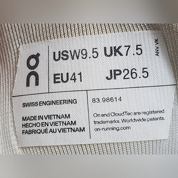 On Cloud Cloudtrax Undyed Water Repellent Hiking Shoe Women's Size 9.5 - Picture 9 of 9